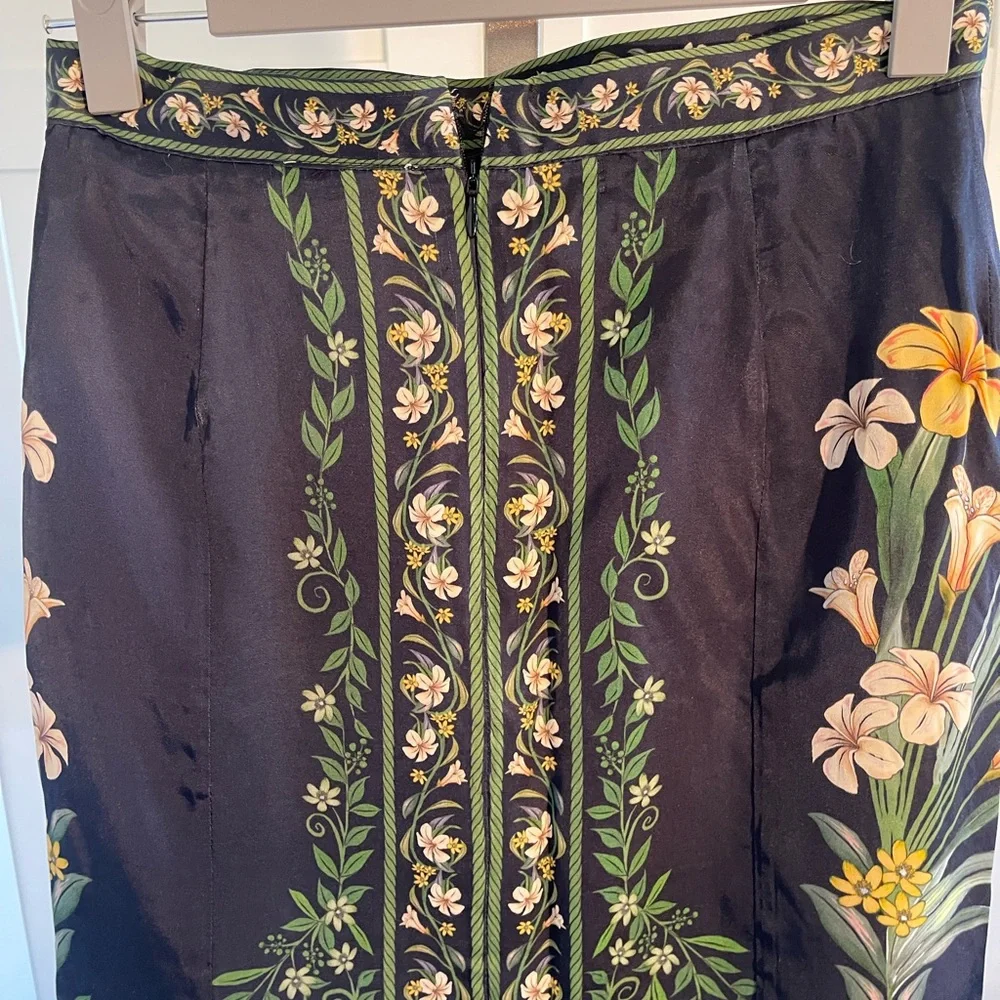 FARM Rio Floral Black Wrap Skirt - Picture 7 of 7